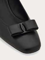 Ferragamo Iconic bow pump - Image 6